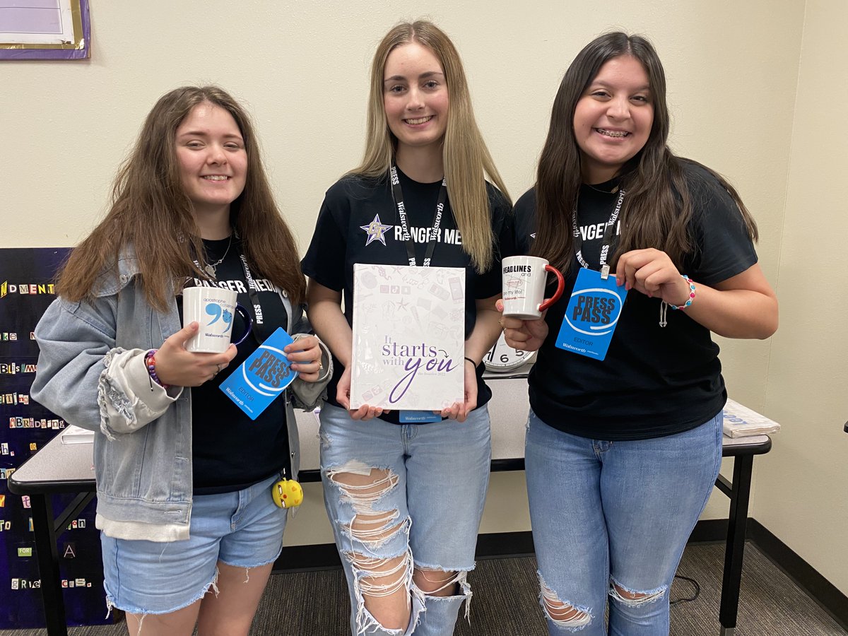Congratulations to the 22-23 editors of the Frontier Yearbook. Co-editors Kaylee White and Natalie Salinas and assistant editor Kailee Winsett!
#yearbookforever
<a href="/ChisholmTrailHS/">CTHS</a>