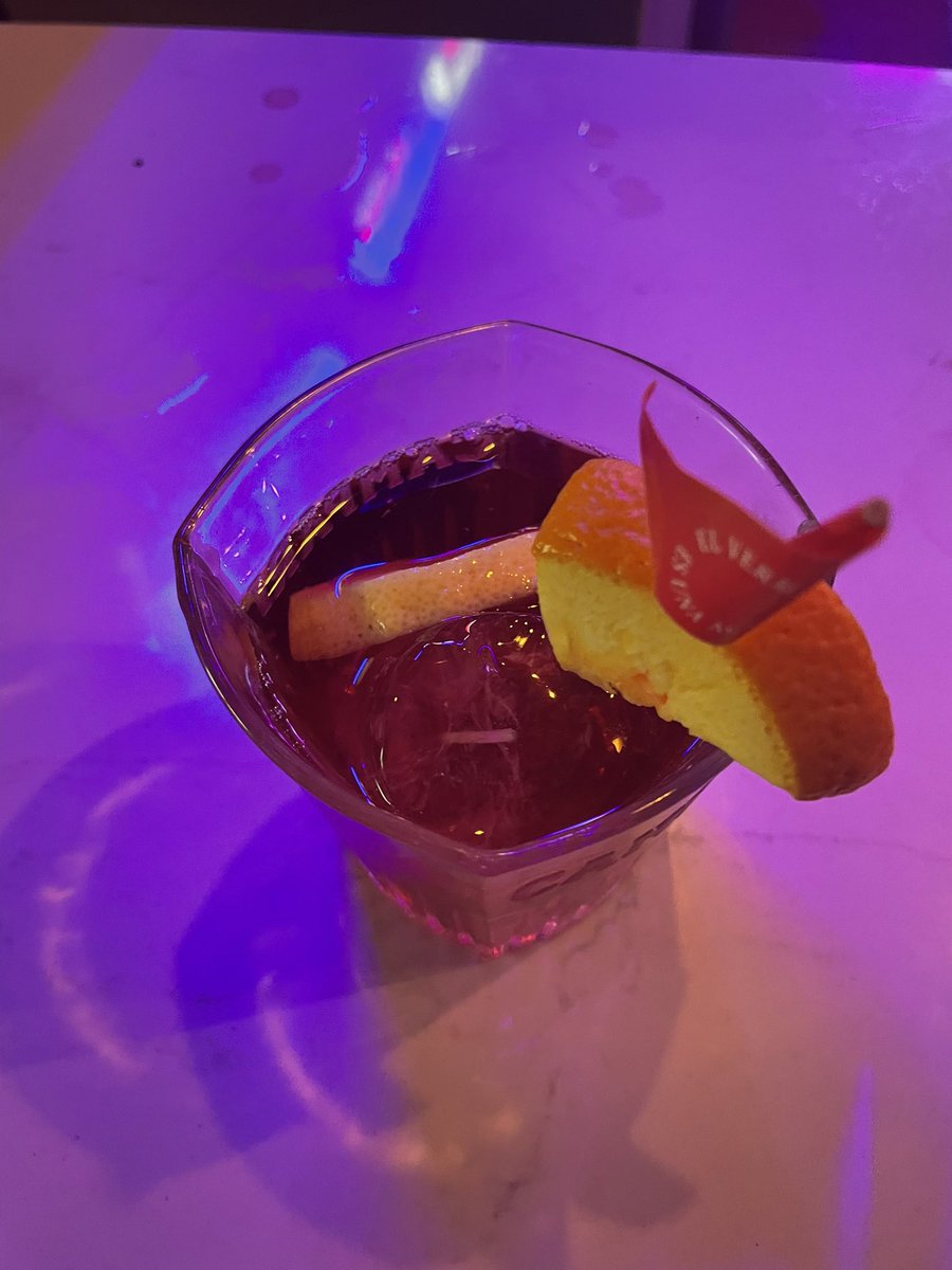 LiliCosic's tweet photo. At the @PolarSignalsIO @gitlab party! #pskubecon #psparty #KubeConEU https://t.co/zt72Vse7aT