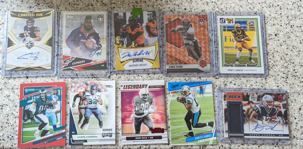 Brad317305's tweet photo. Got my @scottyksdotcom @minutemancards @MinutemanTix hit packs for football and NASCAR! Very sweet mystery packs always love these !! https://t.co/rG1zdeU95v