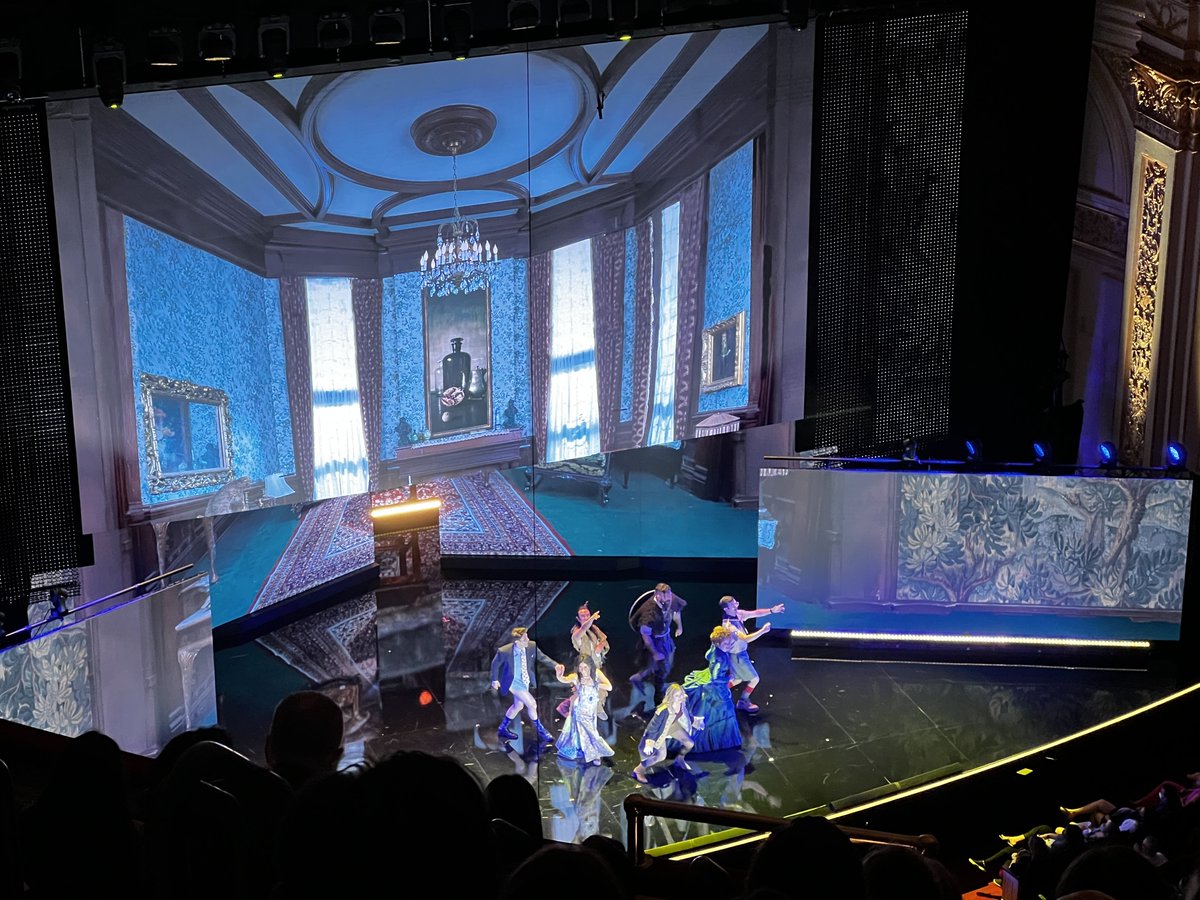 paramount_ads's tweet image. A musical where no one is wearing pants! Give @GhostsCBS their big-time Broadway musical! #ParamountAdvertising