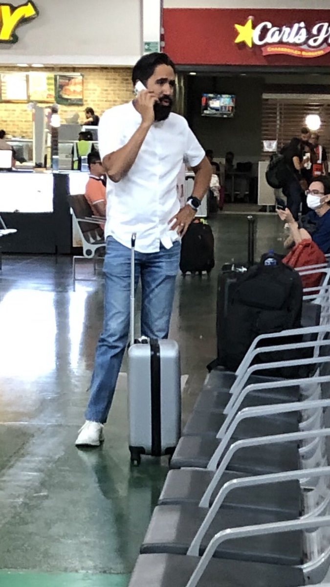 elcarlosmixtico's tweet image. No se remamen jaja esa foto la tomó su servilleta y a las pruebas me remito jaja