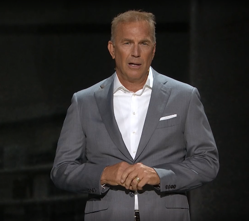 Beet_TV's tweet image. Gayle King, co-host of "CBS Mornings," introduces scripted series and Kevin Costner, star of hit show "Yellowstone,"
and cast of prequel "1883"
@GayleKing @ParaAdSales #ParamountAdvertising #paramountupfront $PARA