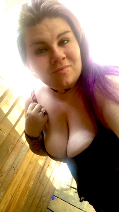 Happy Wednesday who wants to make me smile $boog0325 https://t.co/s57wEH6TD2<a href="/tag/throwback"class="tags"><span>#throwback</span></a>