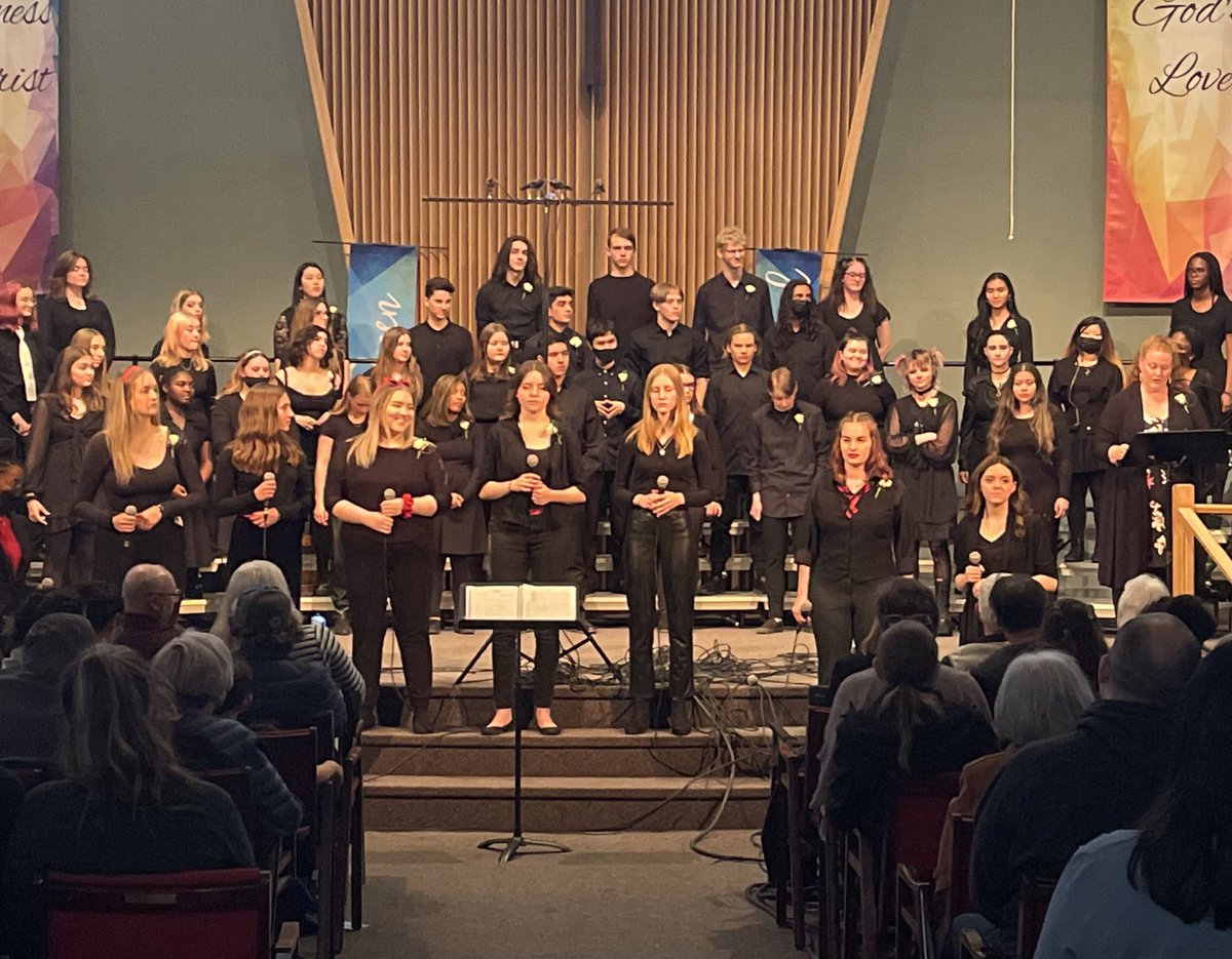 Tootleootle's tweet photo. Blown away by the incredible singing last night at the @JCS_Ravens Spring Choral Concert! Congrats to H. Woods and all the singers on your accomplishments this year! #WeAreCBE #musiceducation https://t.co/H07Eq3pUIv