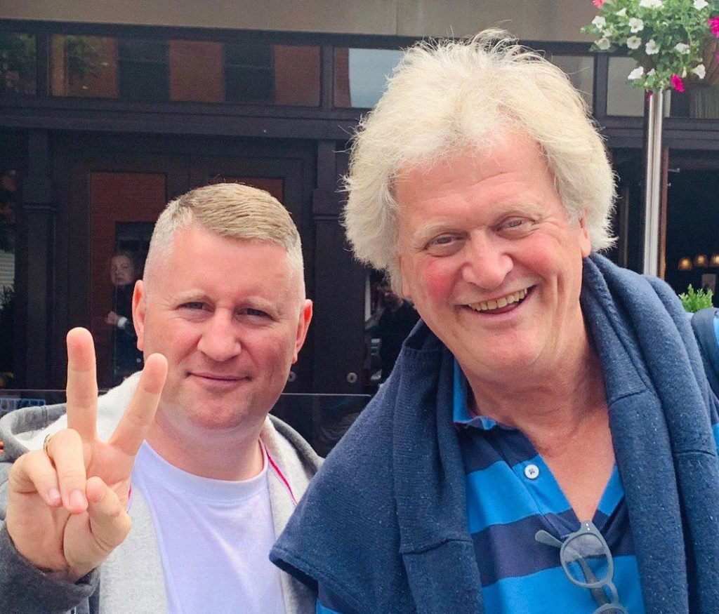Saccaguru's tweet photo. pssst....Brexit was a far right Putin plot.
#RipConservativeParty
#BritainFirstToryParty
#Wetherspooncesspits https://t.co/nO3vQOwxD0