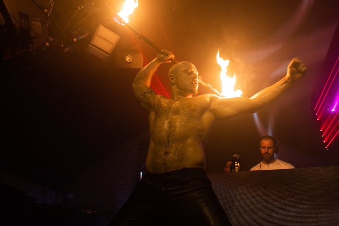 When you&rsquo;re at an event like #Heat It&rsquo;s rude to to bring the 🔥 Another phenomenal night in south London&hellip;<a href="/tag/heat"class="tags">#Heat</a>