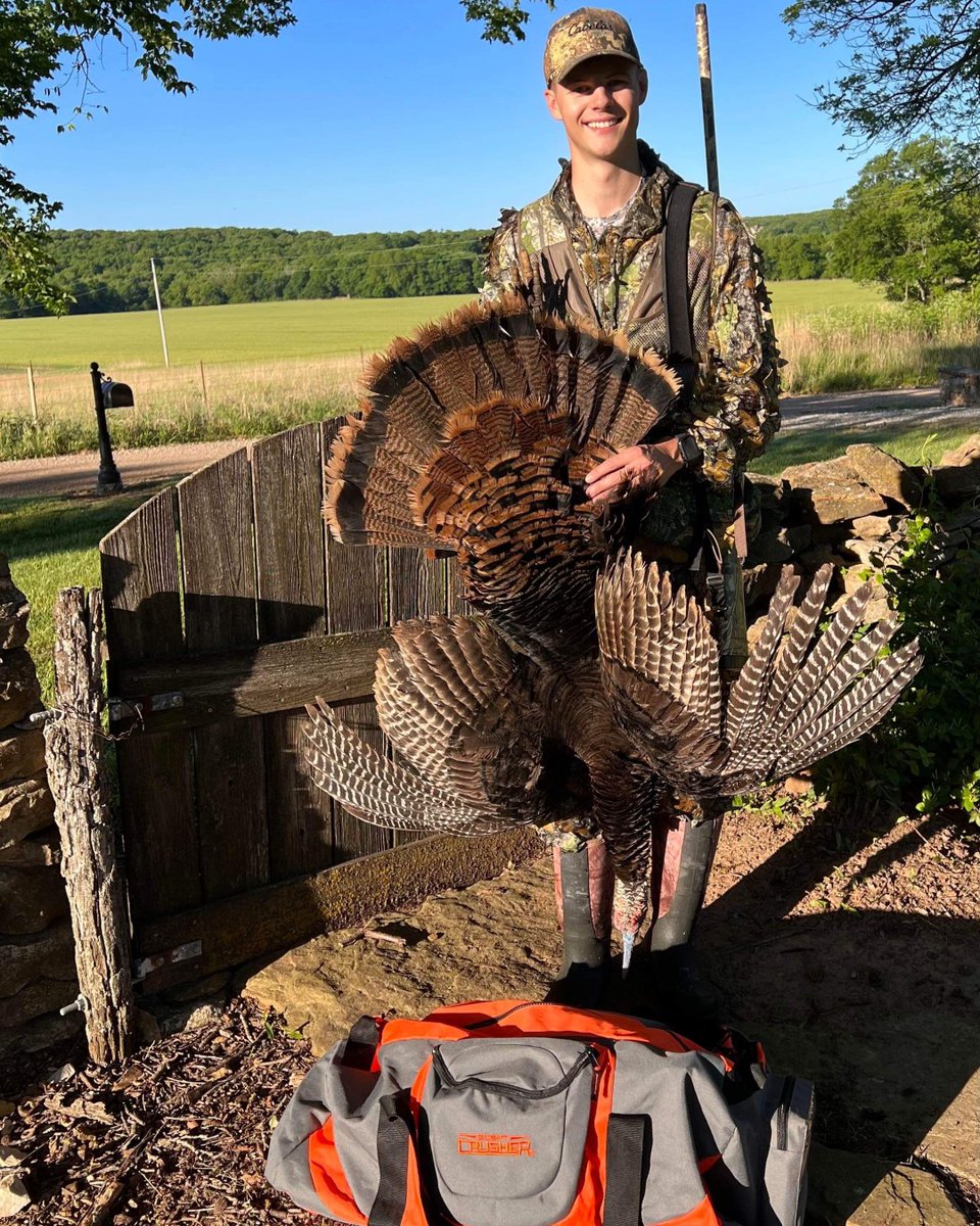 Our very own Morgan Upton's boyfriend, Landon, got it done this season! Congratulations to Landon and everyone else who had a successful spring!

bit.ly/Scent_Crusher
.
.
#scentoffgameon #scentcrusher #hunting #gonehunting #huntingislife springhunting #turkeyhunting