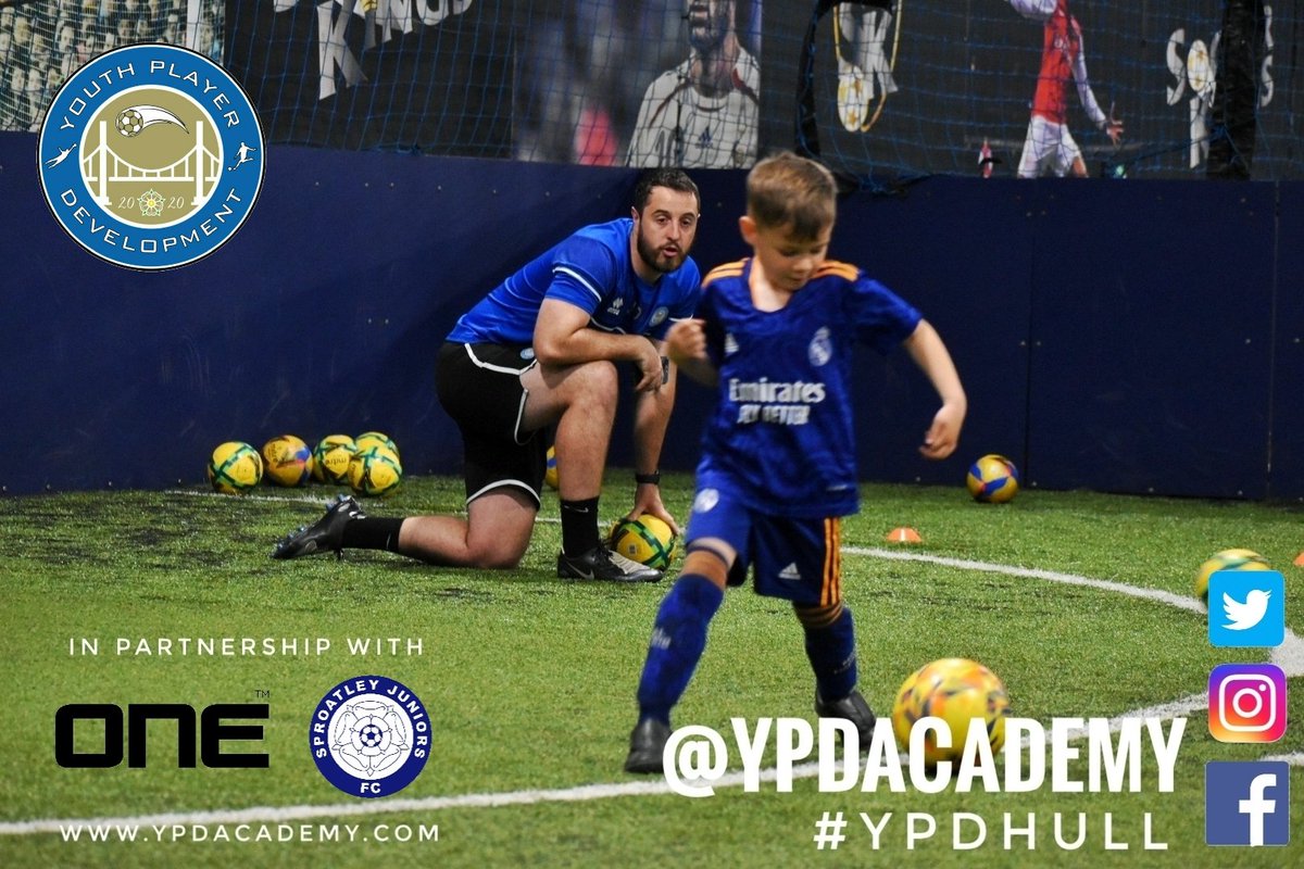 YPDacademy's tweet photo. @SproatleyJnrs future stars were in action at tonight's U6 Fundamentals of Football session 👌⚽️
We are just over a month into the new programme and it's already fantastic to see them build an understanding of football and its fundamentals 💪🧠
#YouthPlayerDevelopment https://t.co/61JNTGzBWe