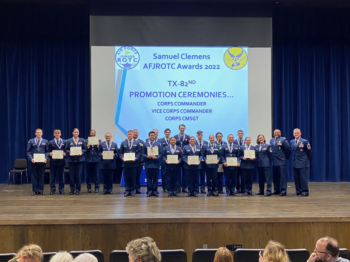 TX82ndAFJROTC tweet media