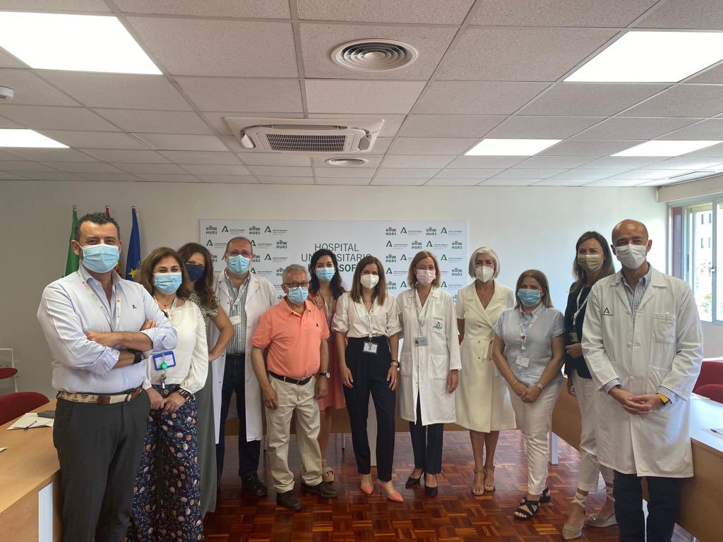 ¡Sin equipo, comunicar desde <a href="/HUReinaSofia/">Hospital Universitario Reina Sofía</a> no sería una aventura tan apasionante! Desde hoy tenemos nueva hoja de ruta para seguir informando y emocionado 4 años más 🏩❤️🗞📻📺