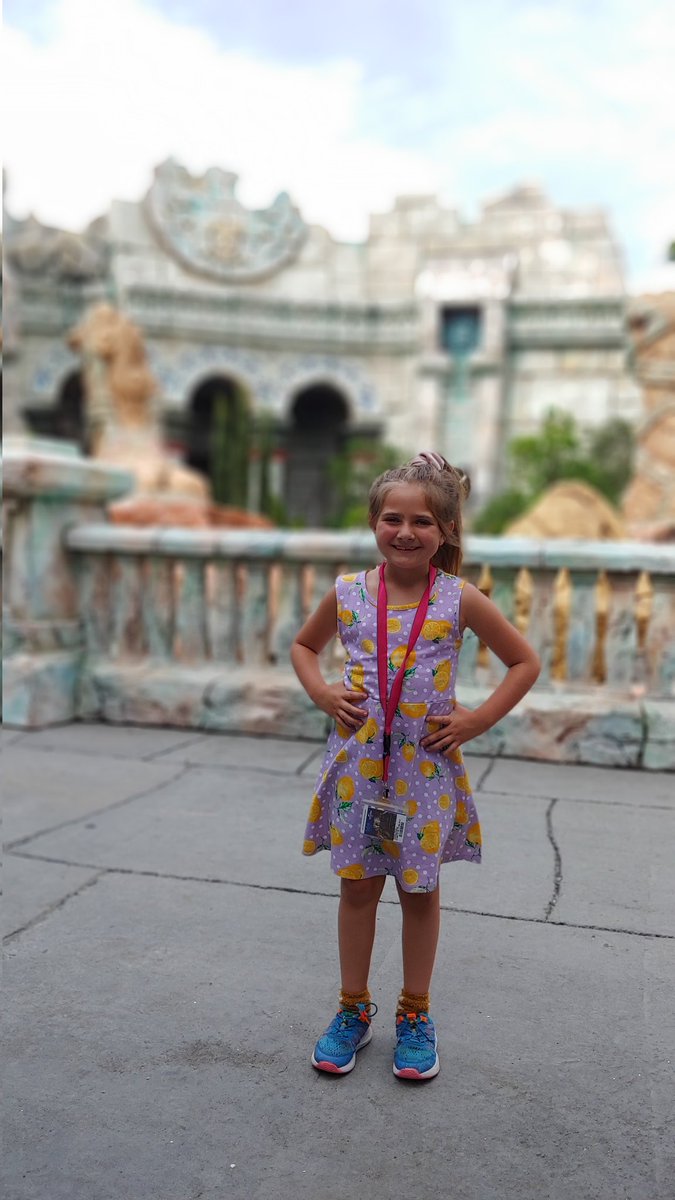 HappyHumanAdv's tweet photo. It's a Universally great day to #BeAHappyHuman @UniversalORL #NotDisney #NotSeaWorld #UniversalOrlando https://t.co/j3r52vdrYf