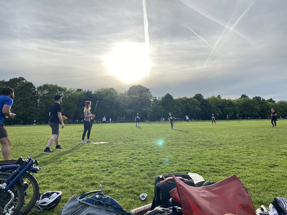 Marie Fury tweet media