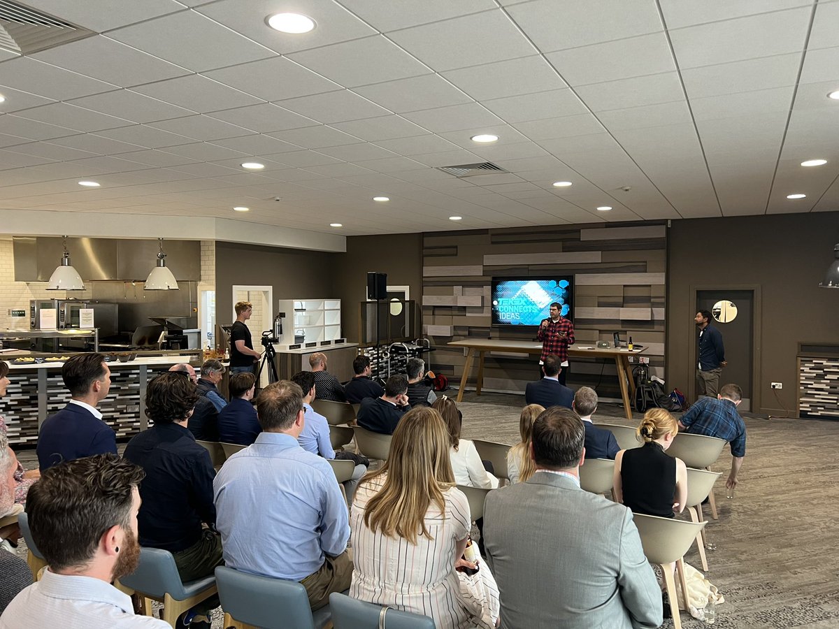sashakmiller's tweet photo. #Tekex tech networking event was launched today by @thepotting_shed with some excellent talks from startups Uniti, Leoni Hall Ai and Found. Great turnout with 40 attendees. https://t.co/dB4SrB81Ud