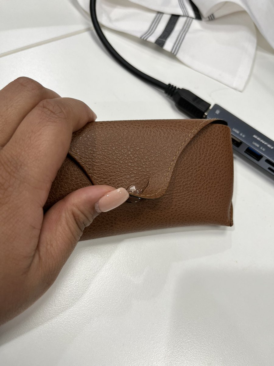 Dhrena's tweet photo. @ray_ban hey! Not long has my fave sunnies and the case is ripped. Any chance you could replace this for me? https://t.co/86DrN7NL5p
