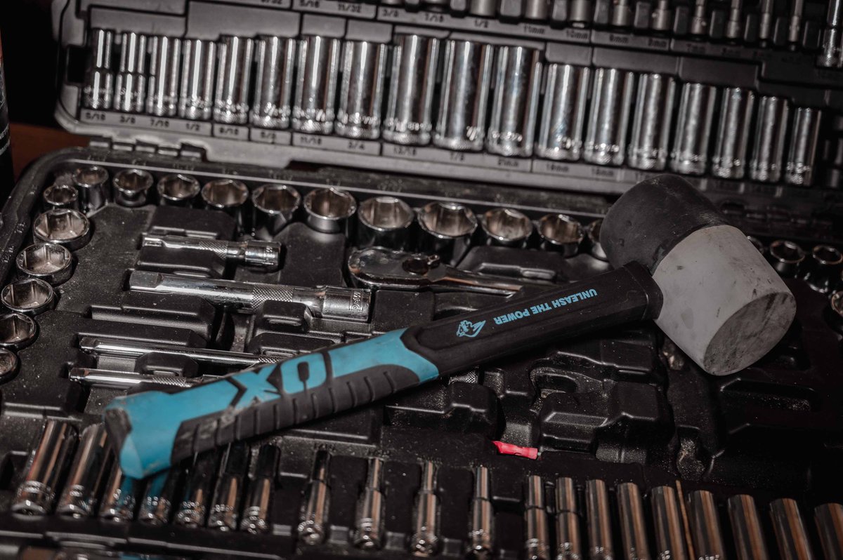 OX Combination Mallets; from the garage to woodwork to landscaping, this mallet offers a comfort and peace of mind with it's non marring face. Available online or at your local dealer!
.
.
.
#OXTools #BuiltwithOX #NoBullJustOX #builder #carpenter #carpentry #construction