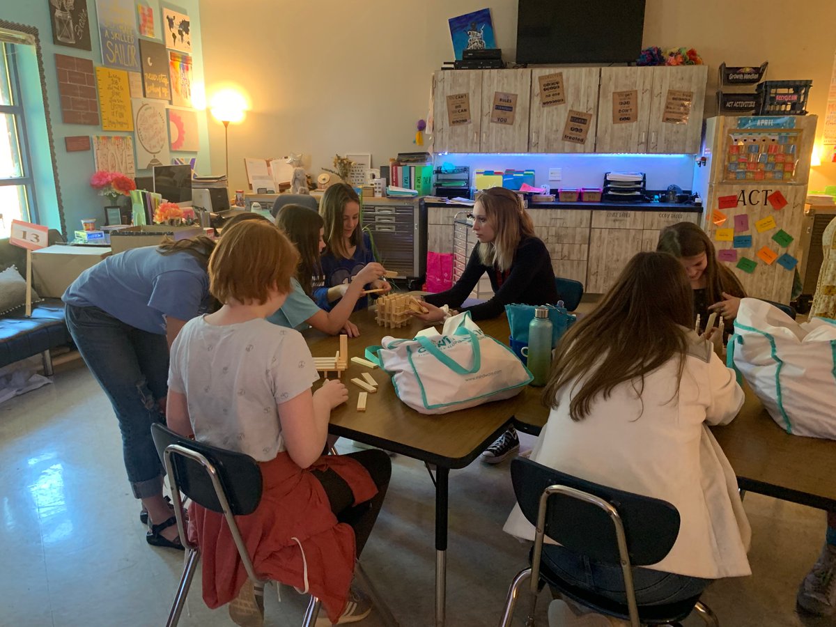 and_bcs's tweet photo. @WalkerValleyHS loves welcoming future Mustangs! Great day with @prospectvikings @NorthLeeElem @Charleston_ES @hopewelltigers @MichiganAvenueE 5th graders!! https://t.co/RwosMBkiYd