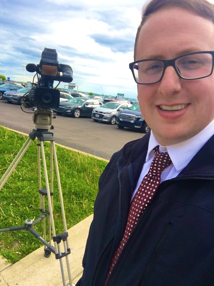 C0DYBUTLER's tweet photo. Sevens years has brought me to this moment. Tonight was my last time on-air at @wbrewyou. I loved this job. It all started in 2015 in Williamsport and has ended in Scranton. Touching every community in between. To those who trusted me and who watched, thank you. https://t.co/GcgleBURmJ