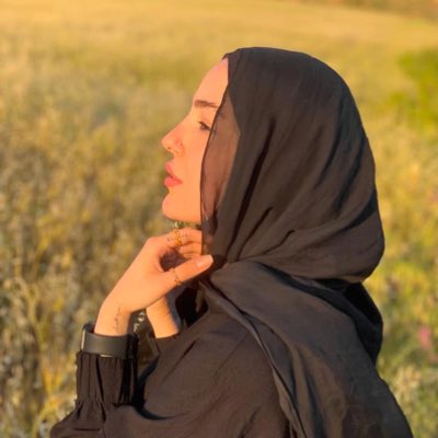 sanasawly's tweet photo. #NewProfilePic 🌾 https://t.co/0gHzodokIf