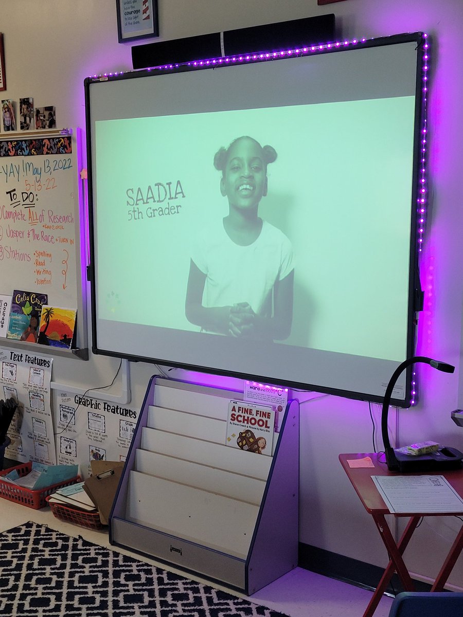 nic_bennettPISD's tweet photo. How did I forget to post our publishing party last Friday!? We got presentation tips, listened to Dav Pickley explain his ideas, shared our research, and enjoyed our new fancy ✏️! #PISDLACHAT #PISDela @LauraBush_Elem https://t.co/0QDyd39120