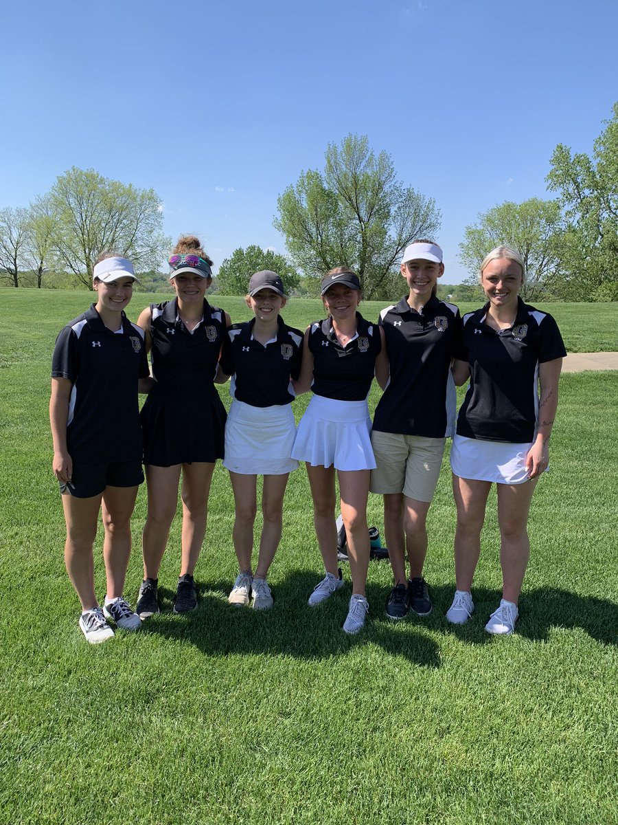 GwoodGirlsGolf's tweet photo. And that’s a wrap! The 2022 season is officially over. I’m so proof of these players! They worked hard every day, supported each other and showed the highest level of sportsmanship in practice and play. Congrats on a great season, Rams! Coach J https://t.co/TpvYZJOH1X