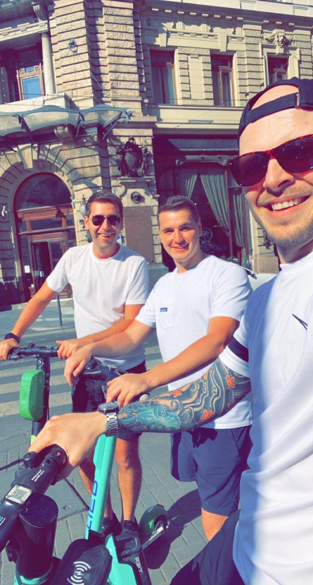 Lewis Holroyd tweet media