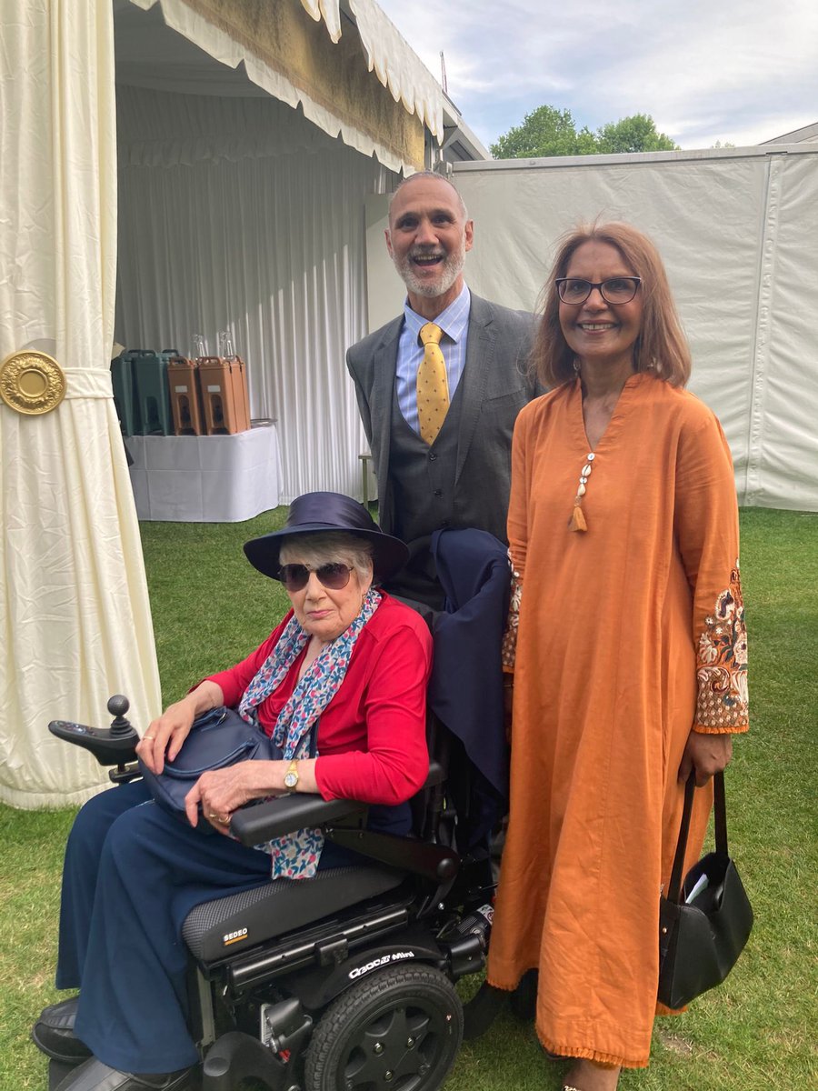 TrubysGardenTeaRoom tweet media