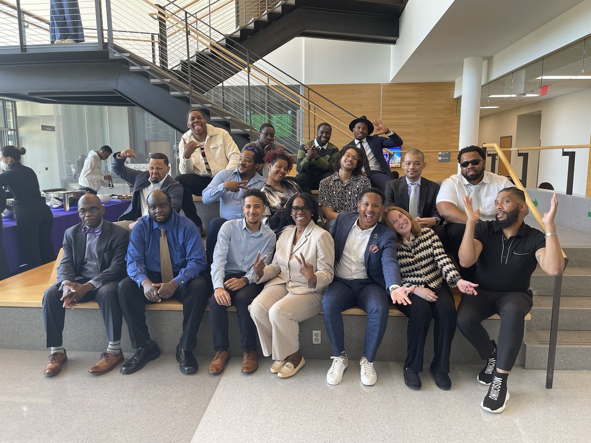 “…My Guys!” @montgomerycoll Presidential Scholars Program EOY Inaugural Celebration with some of our students and … Can I tell you it literally took a Village to launch the PSP pilot? BTW some 🎓s too. @drmonicarmbrown @JoyceMa07599923 @bscwallace @coachrice11 @niksushka @rhoe