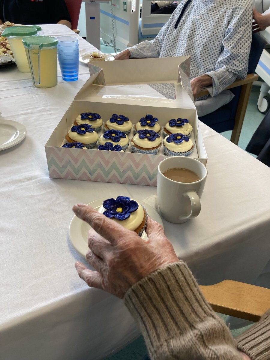 Todays tea party for Dementia Action week! Amazing cakes by Kim on Cheseldon and scones and cream from our fabulous catering team🤩 Valuable time spent getting to know our patients over a cuppa! What’s not to love🤗#DAW2022 @RUHBath @Antonialynch @amie_briggs