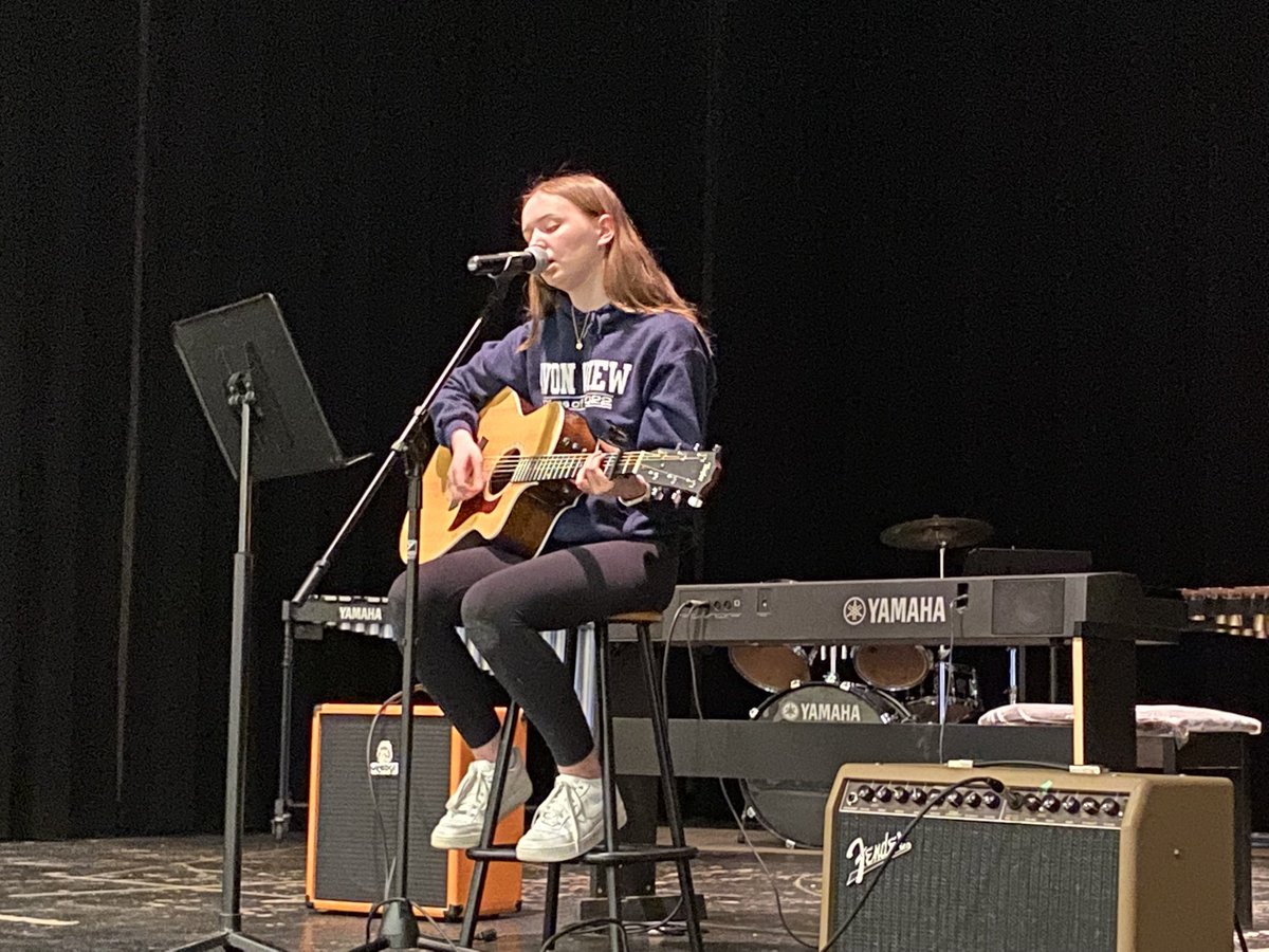 AvonViewHighSchool tweet media