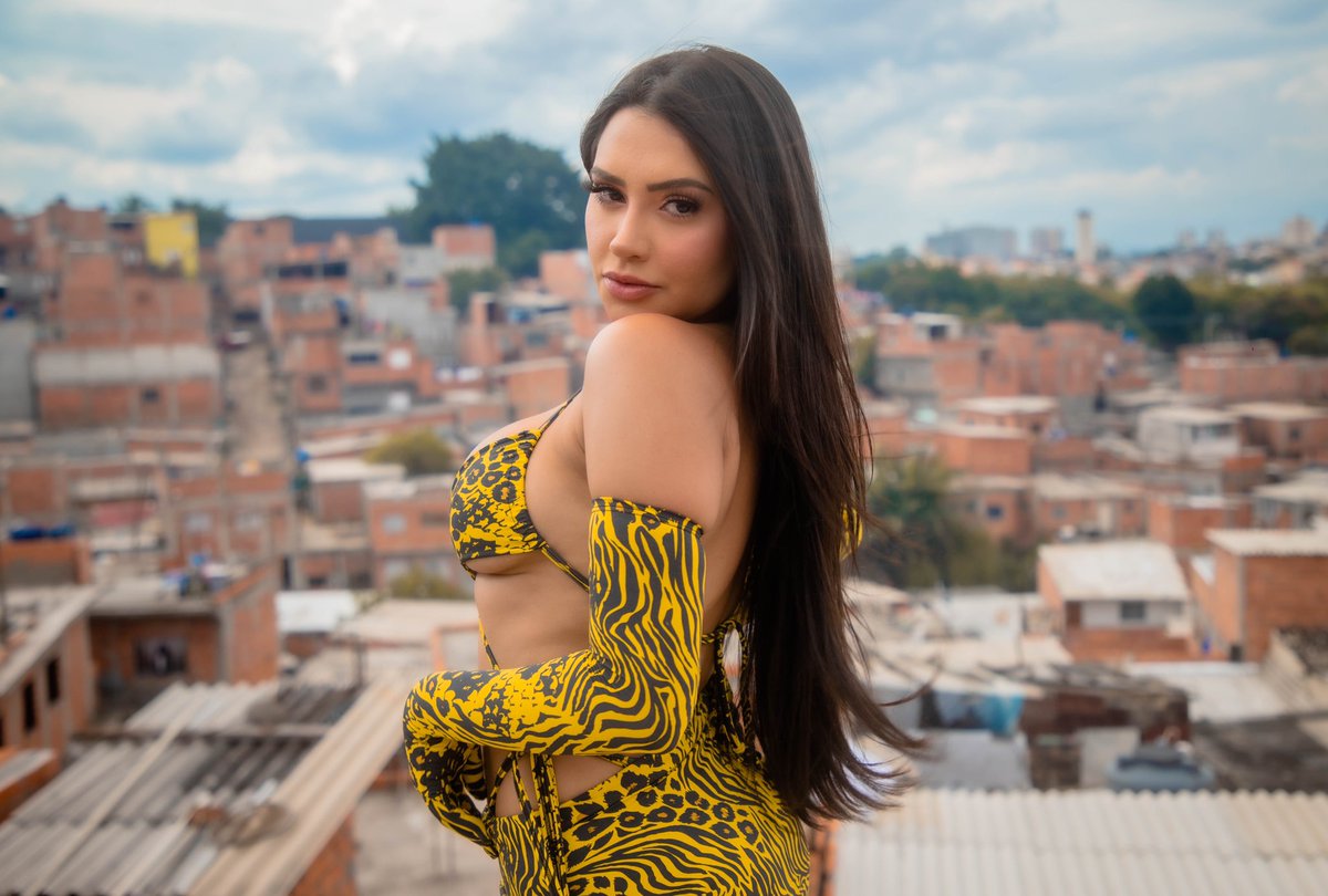 eutainacosta's tweet image. ASSISTA TARADA, link disponível na bio 😈