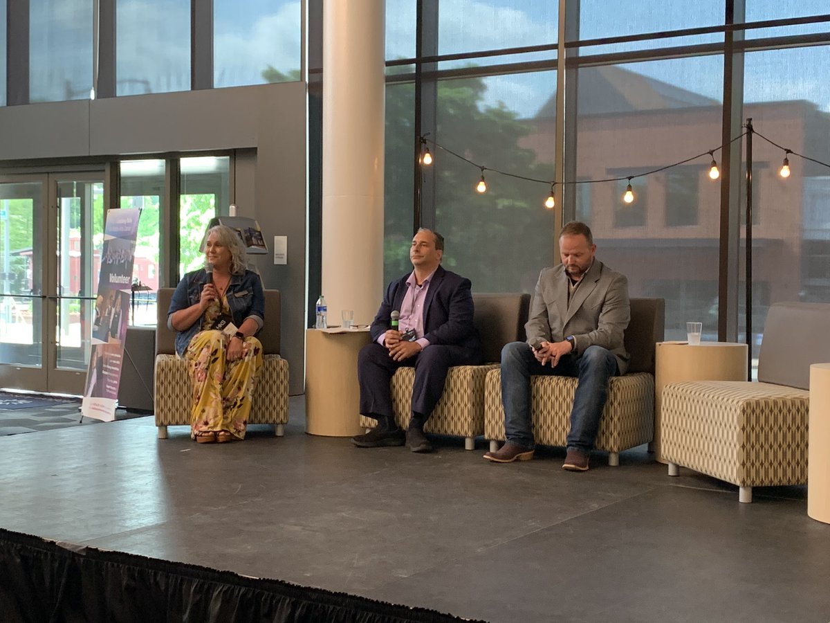 IAVMRegion6's tweet photo. Final #IAVMRegion6 education sessions of the day! One group is discussing the impacts of marijuana legalization in venues and the other is navigating ways to implement a culture that nurtures diversity, equity, and inclusion in venues 💡#BlazeYourTrail https://t.co/b5GvzO2R6Q