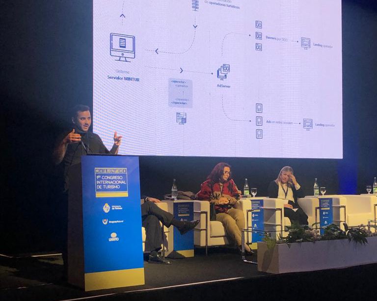 VML_Uruguay's tweet image. @_RodrigoMelian, nuestro VP Digital presentó el “Sistema Automatizado de Promoción Turística” en el marco del 1er Congreso Internacional de Turismo. @Uruguay_Natural @UNWTO
