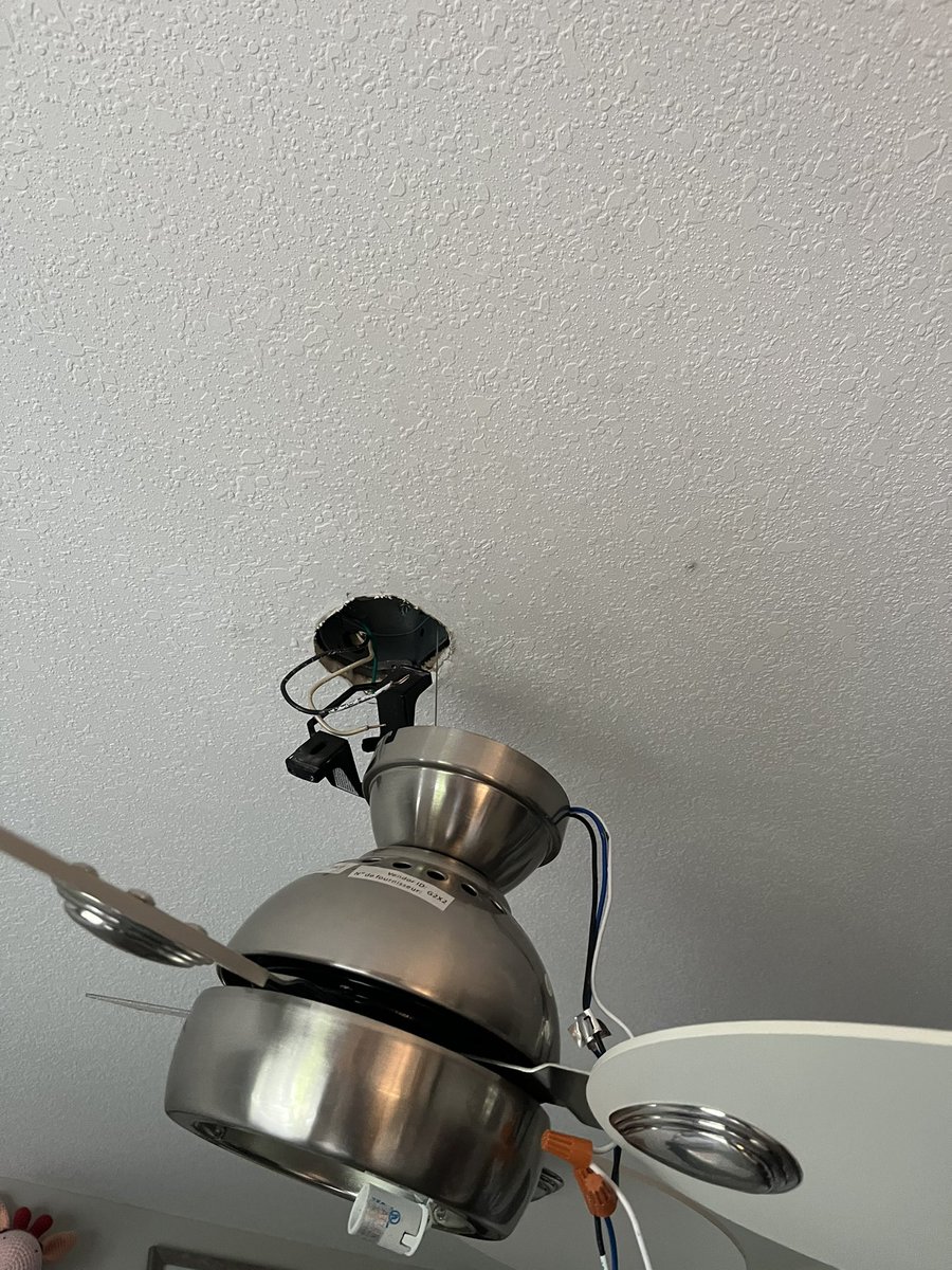 michaldubs's tweet photo. JavaScript can be hard but it’s not harder than installing a ceiling fan when the builder didn’t properly mount the junction box. #hard #javascript #codingdad #100devs https://t.co/03GN3JkQiN