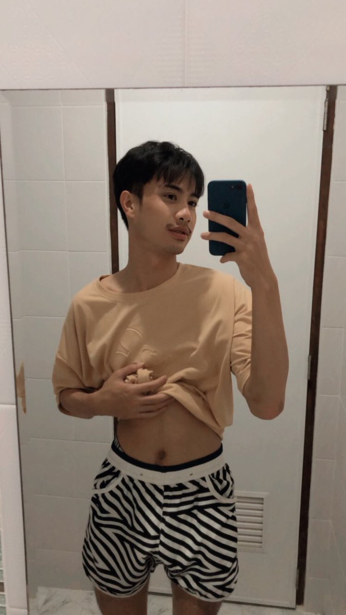 gafi_w11's tweet photo. อยากเสียวจังเลยครับ 😛💦 https://t.co/2UZB814cMZ