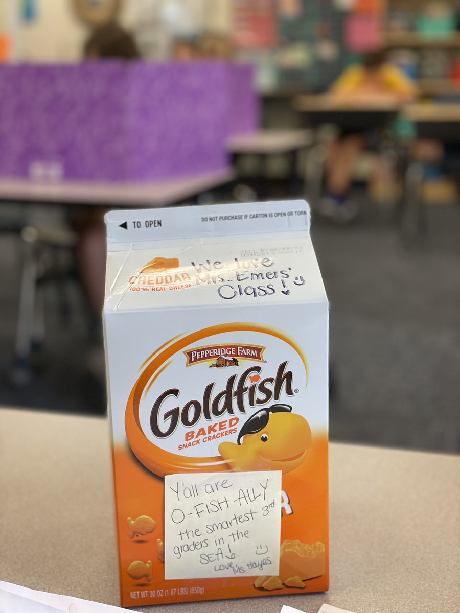 Thank you, Ms. Hayes’ Kindergartners for supporting our 3rd graders. It is so appreciated! You are “o-fishially”the best as well! <a href="/123glitterqueen/">Nicole Hayes</a>