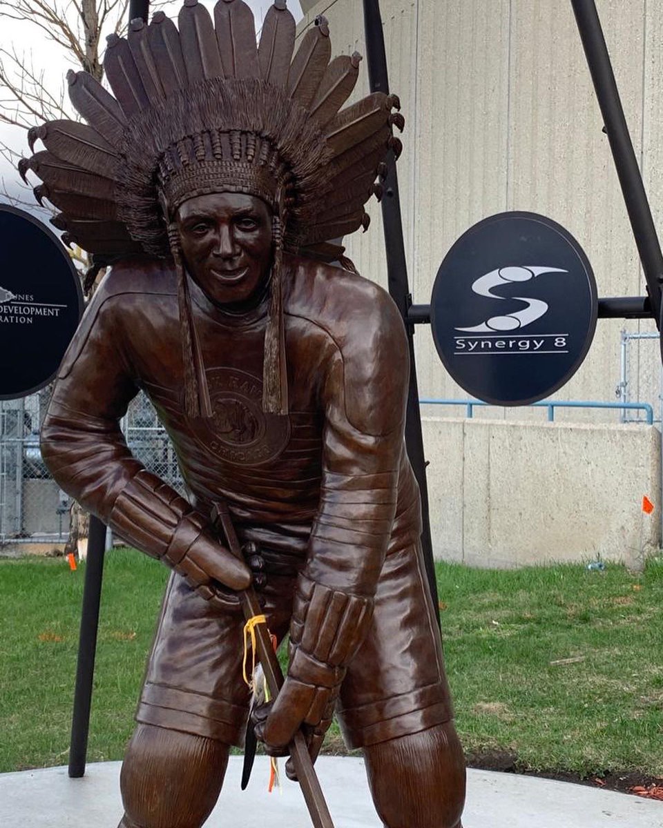 8_synergy's tweet image. A dream became reality today! Thanks to our partners with Dakota Dunes CDC, Battleford Agency Tribal Council, and Saskatoon Tribal Council (STC) we officially unveiled the statue of Fred Sasakamoose at SaskTel Centre today
#fredsasakamoose