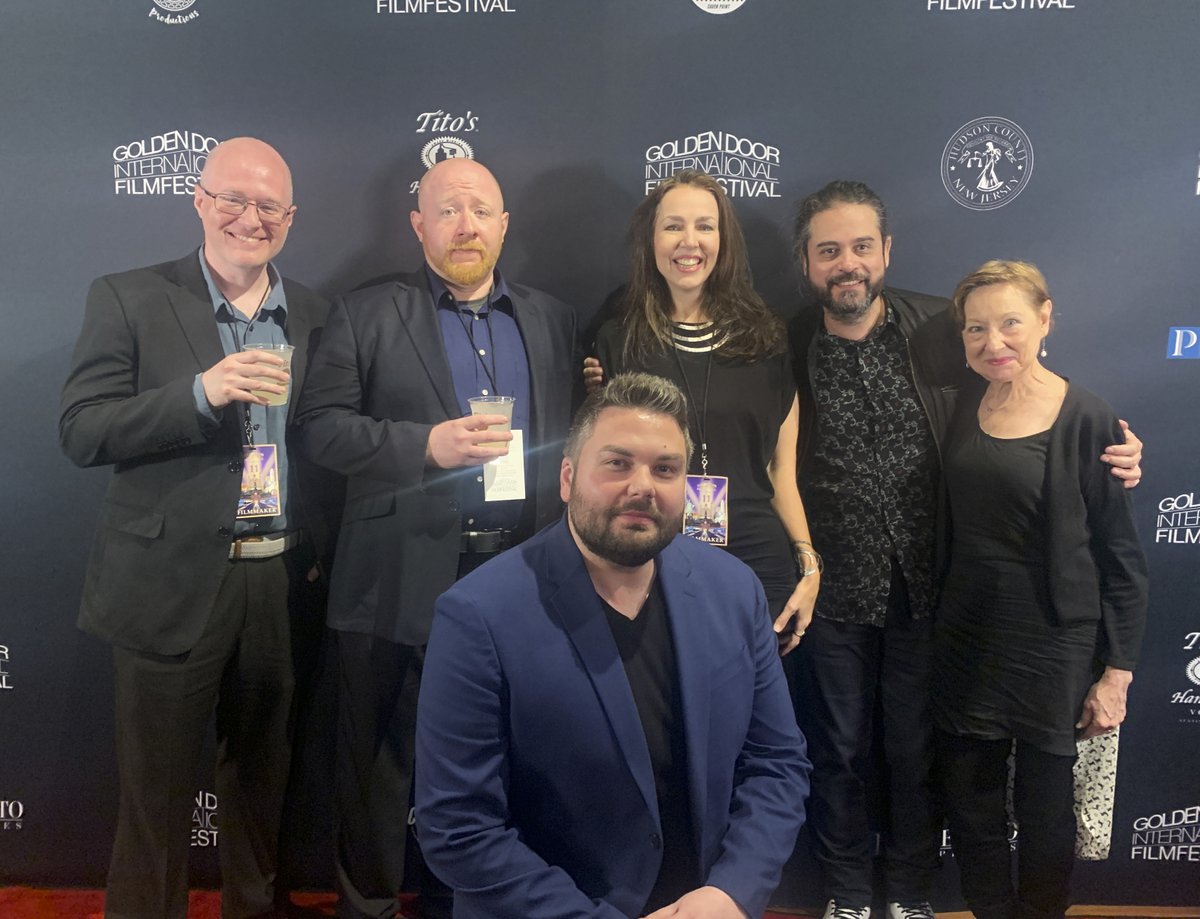 RominaSchwedler's tweet photo. 🎉🤩🎉 #funtimes at @GoldenDoorFest with the @NowYouSeeUsFilm fam and @NarrowBFilms friends 💫 Thank you @BillSorvino and #GDIFF team for honoring our film and for all the hard work you put into making this #inperson #liveevent so wonderful.
#nowyouseeusfilm #nowyouseeus #GDIFF11 https://t.co/pB44mq9rXH