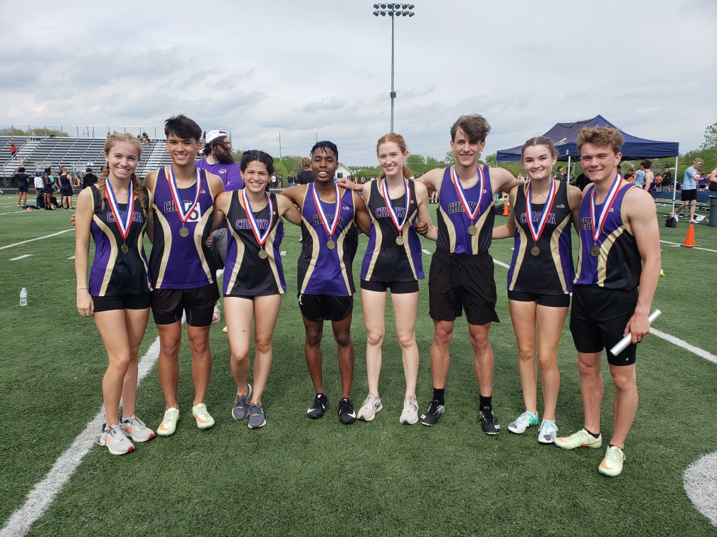 Boy and Girls 4x200m both take the GOLD. Congrats to all eight kids. Very nice races!!!