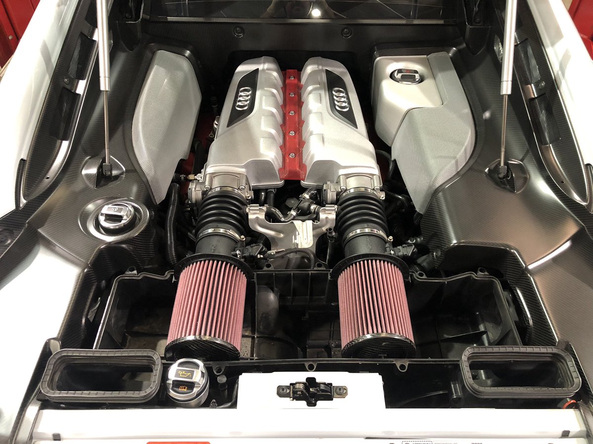 AutoUnionTuning's tweet image. A stunning R8 GT stopped by for some maintenance and a set of upgraded air filters.