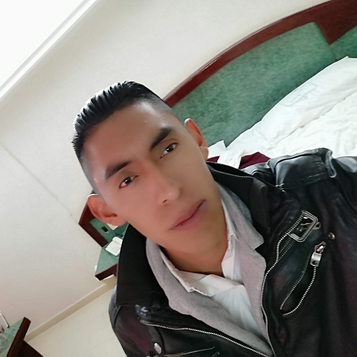 flako09single's tweet image. #NuevaFotoDePerfil