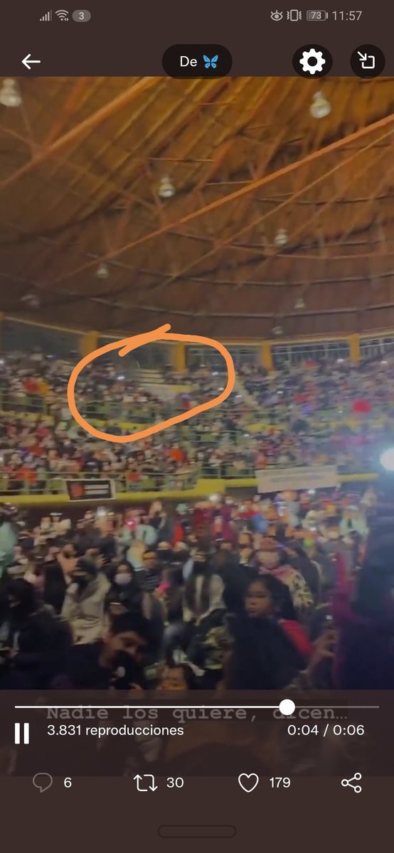 Kenini801's tweet photo. @jesusdostubers Pues también tus favs no llenan y se inventan el cartón de los "SOLD OUT". https://t.co/xkV1XGE4Ez