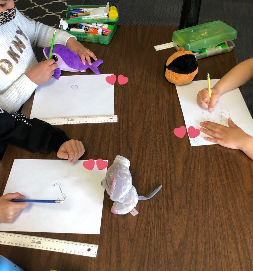 mscasas_teach's tweet photo. Thank you to @jnovakowski38 for some inspo on this measurement lesson! We’ve been introduced to the idea of standard units of measure in math as opposed to the non-standard ones we’ve been used to 📏🧸📚 https://t.co/nauMqUZIwj