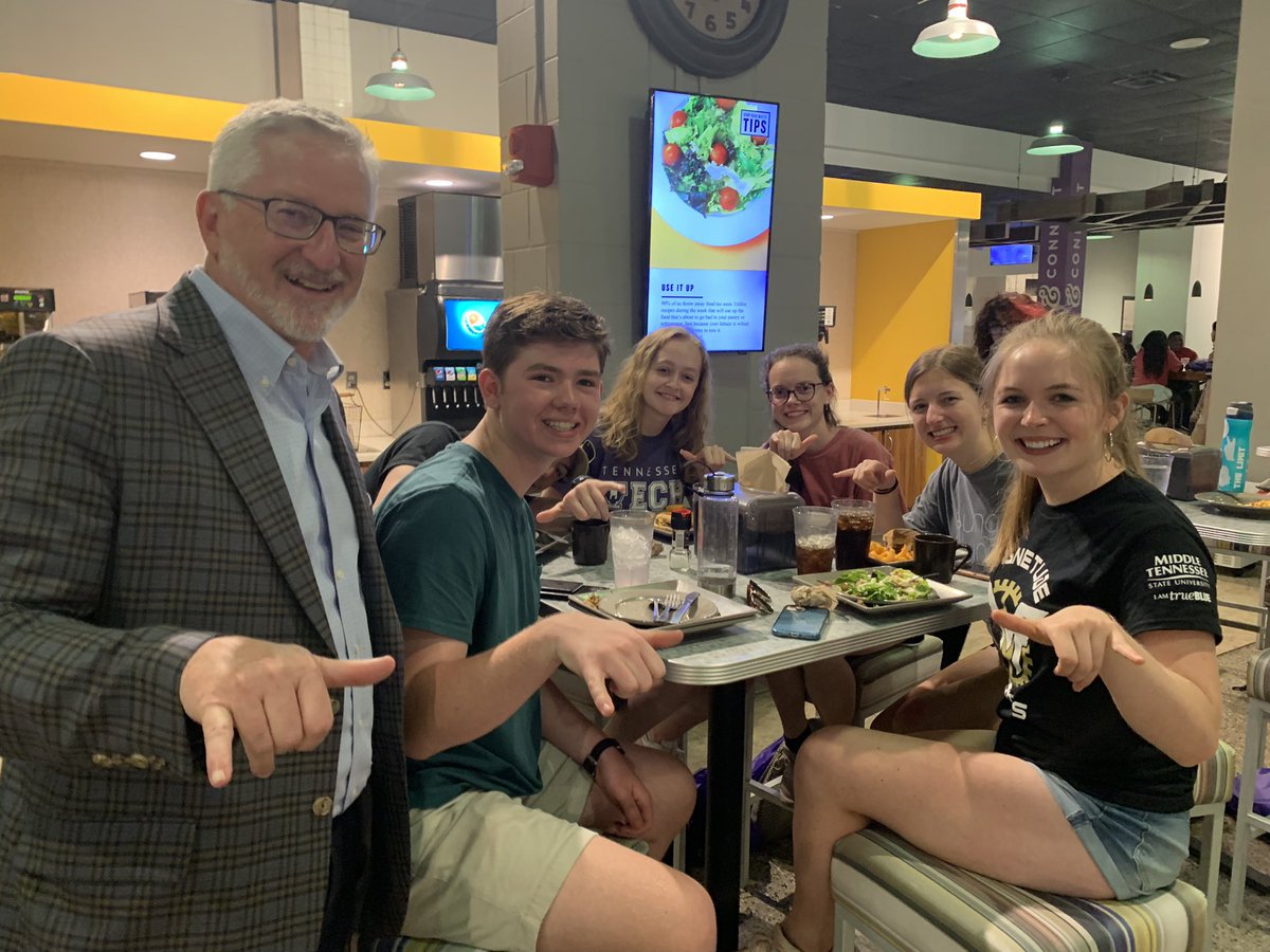 Phil Oldham tweet media