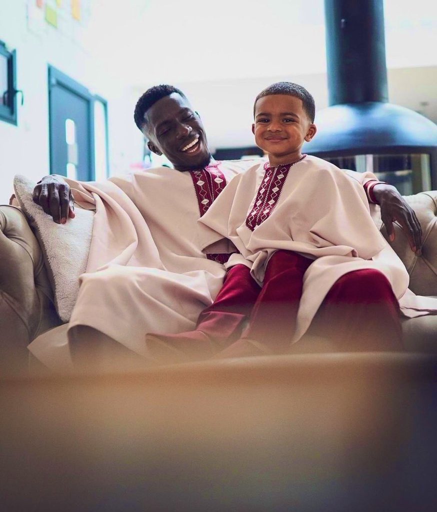 unknownone_7's tweet image. Forcing a minority’s opinion is now somehow freedom of speech. Idrissa Gueye basically said I’m not against you but I’m not with you. 

That’s not good enough; according to the “free world”

We stand with you, brother 🙏🏻

#WeAreAllIdris 
#IdrissaGueye