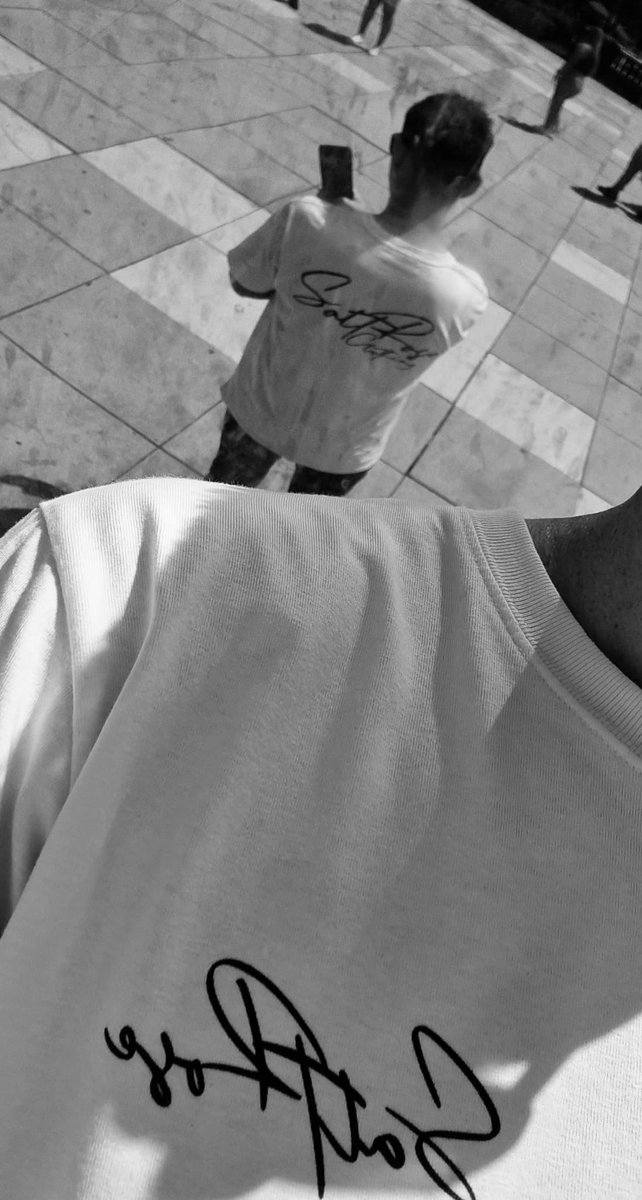 SaltRoseClo's tweet photo. Website coming soon 🖤 https://t.co/Txn4R474Yj