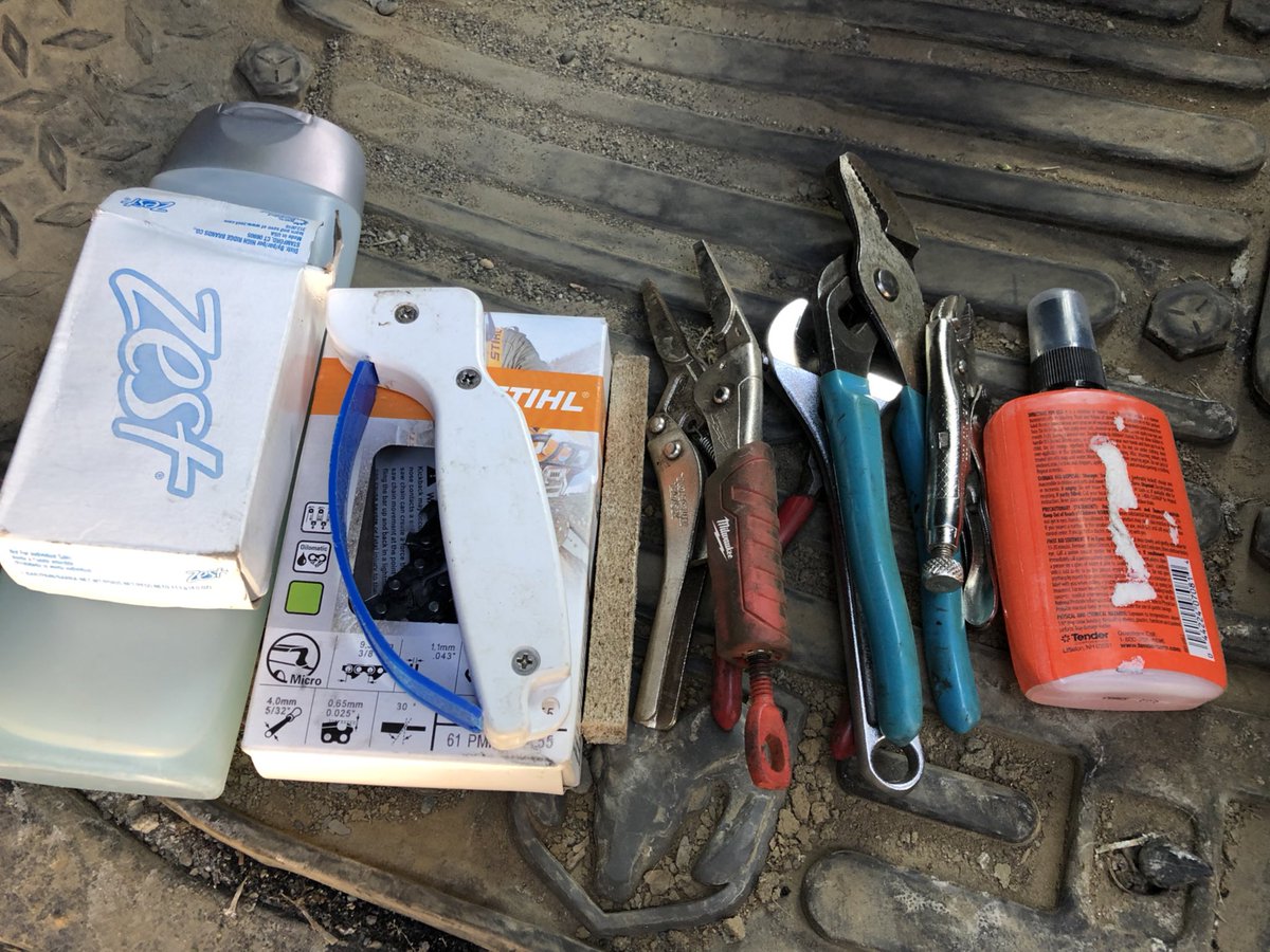 gomer2323's tweet photo. Items in hubbs' truck door. He's already packed for camp😅😂🤣#CampingPrep https://t.co/pKfNmhB5bS