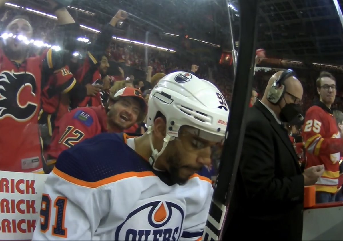 Sad Flames Fan tweet media