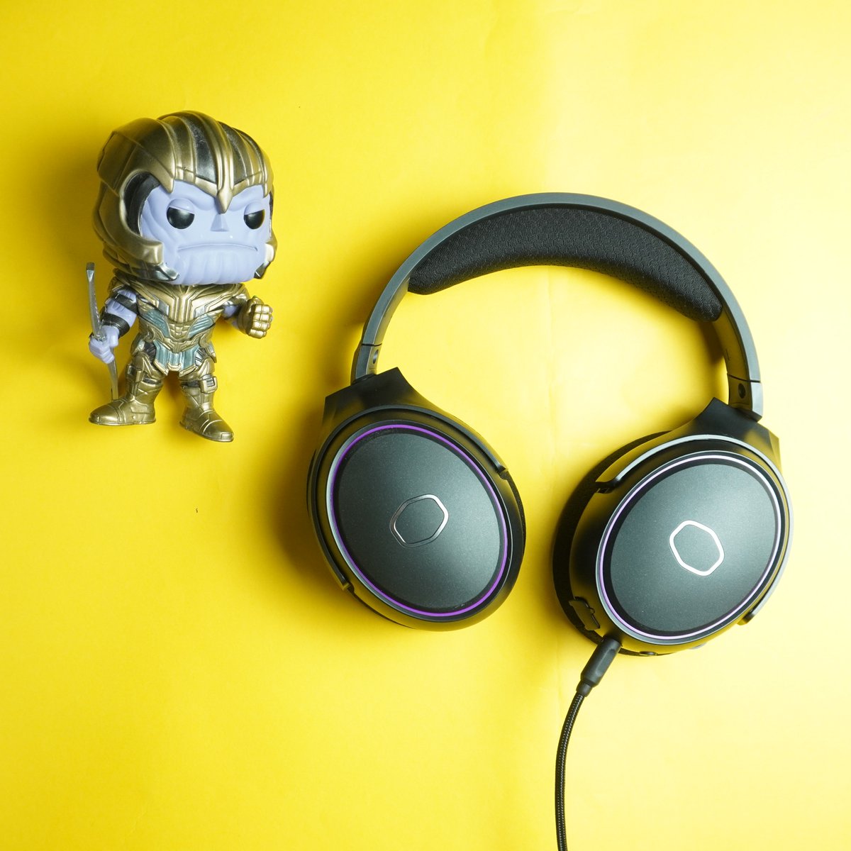cm_India's tweet photo. Thanos has arrived to take advantage of the ongoing โน500 Cashback offer on the MH650 headset. What are you waiting for?
๐ท: @elite.hubs
#GamingHeadset #MH650 #Headset #Gamer #PCGamer #MobileGamer #Offer #500Rs #Cashback #RGB https://t.co/FTDkzX4OH7