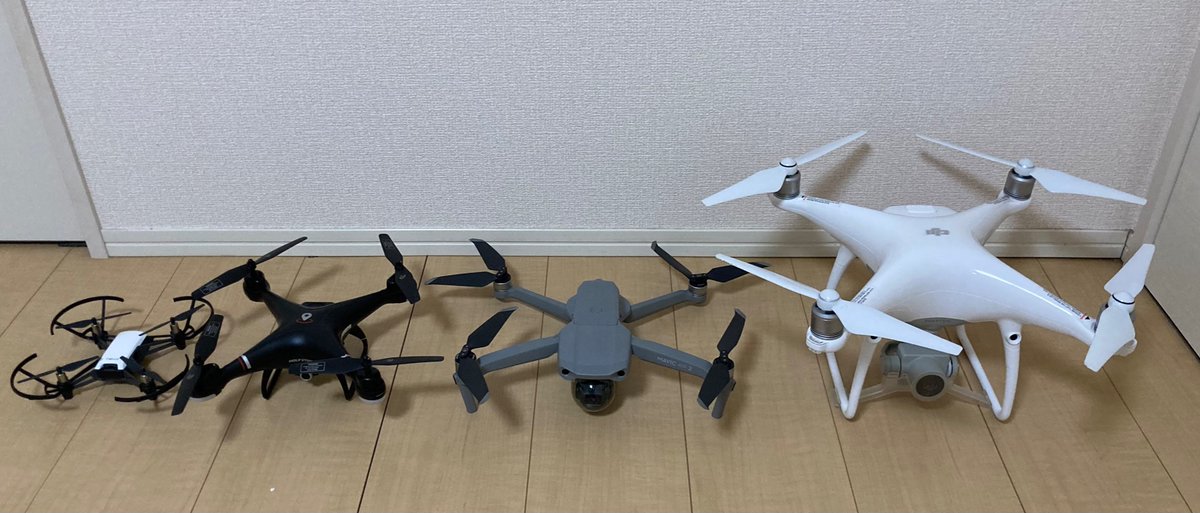 YCo0823's tweet photo. 現在保有しているドローン。結構増えたなぁ。
#ドローン #phantom4advanced #mavicair2 #hs110g #tello https://t.co/sZ1Rati0cT