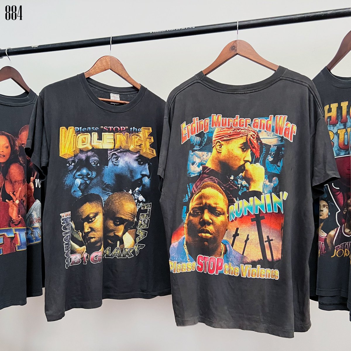 Wondering if there’s any NFT twitter people that are also into vintage tees